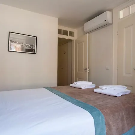 Correeiros Deluxe Apartments By Altido * Lisbon
